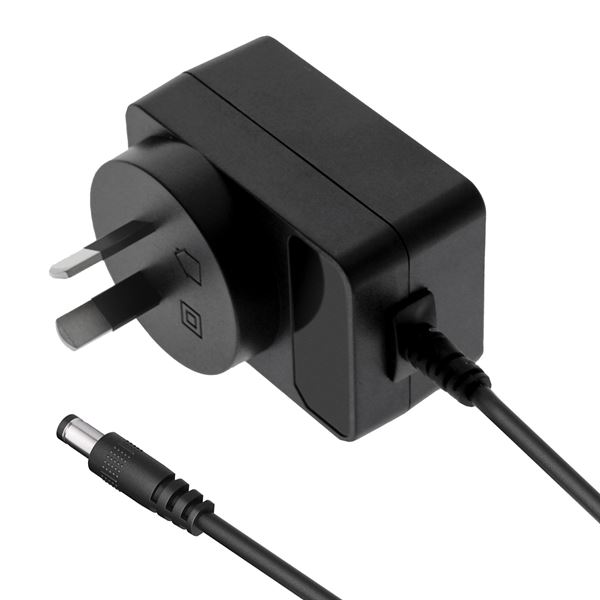DYNAMIX Universal DC Power Supply 24V/1.25A 2.1mm Straight Plug.