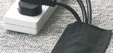 DYNAMIX 1.5M Hook and Loop Carpet Cable Cover. 100mm Wide. Black Colour.