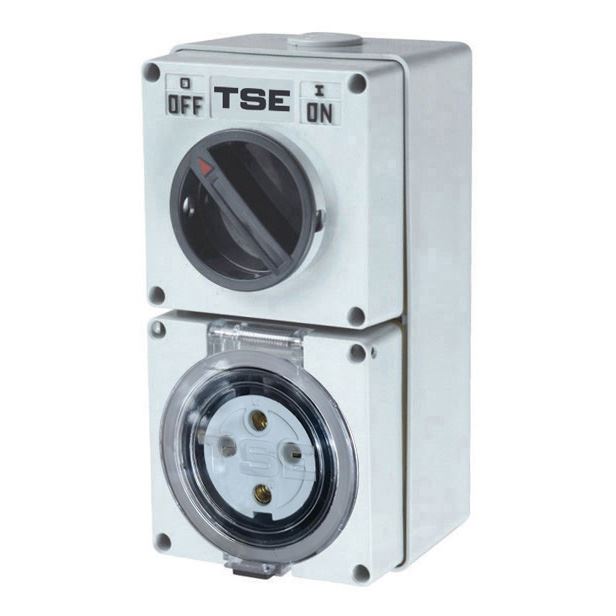 TRADESAVE Switched Outlet 4 Pin 10A Round, IP66 Stainless Steel cover fastening.